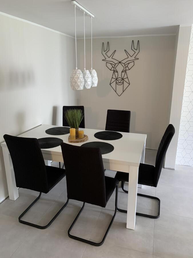 Apartament Mierzyn Miedzychod Buitenkant foto